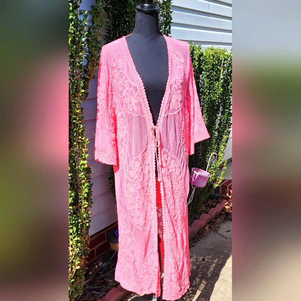 Lace Embroidered Kimono Vintage style